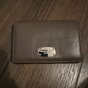 Michael kors wallet
